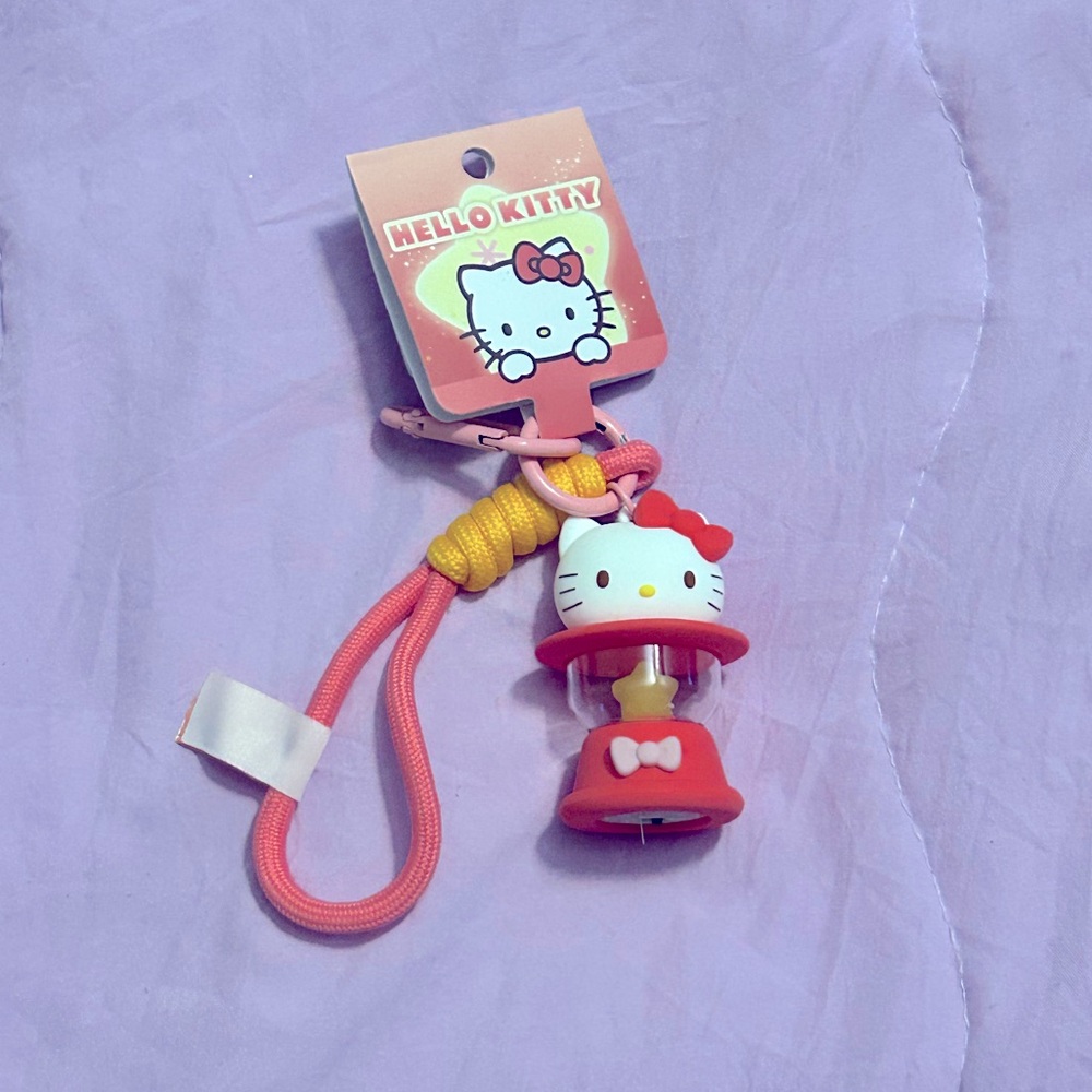 Hello Kitty Light Up Keychain